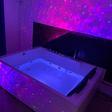 Paris La Defense - Santorin Apartment With Jacuzzi Courbevoie Ngoại thất bức ảnh